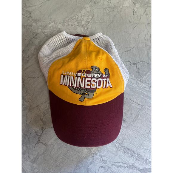 Minnesota Gophers Snapback Trucker Hat - Picture 3 of 8